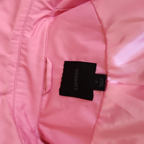 Express Rain Jacket - Picture 6 of 7